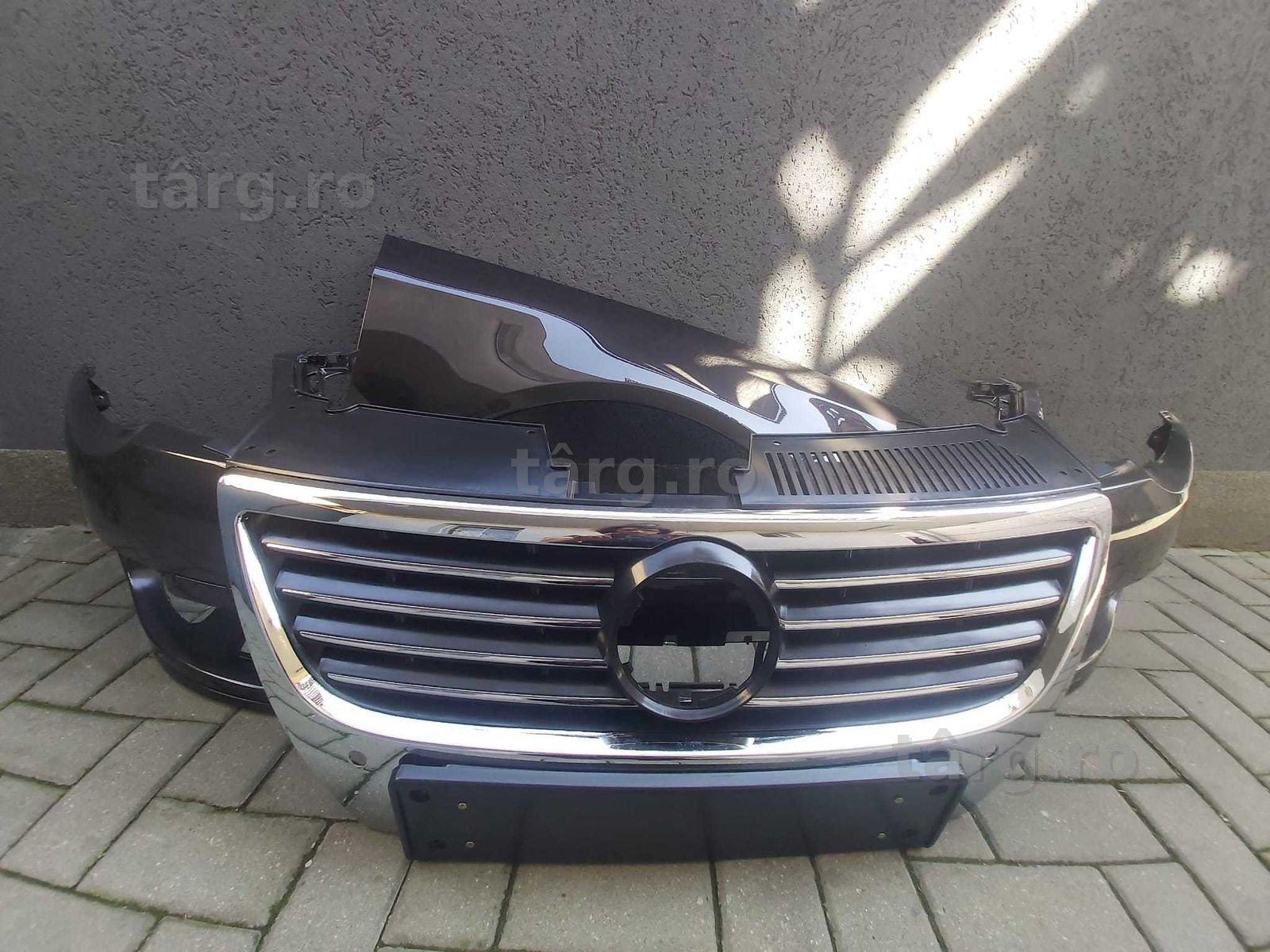Bara & Grila & Aripa Fata Dreapta VW Passat B6 2005-2011 Vopsita Maro