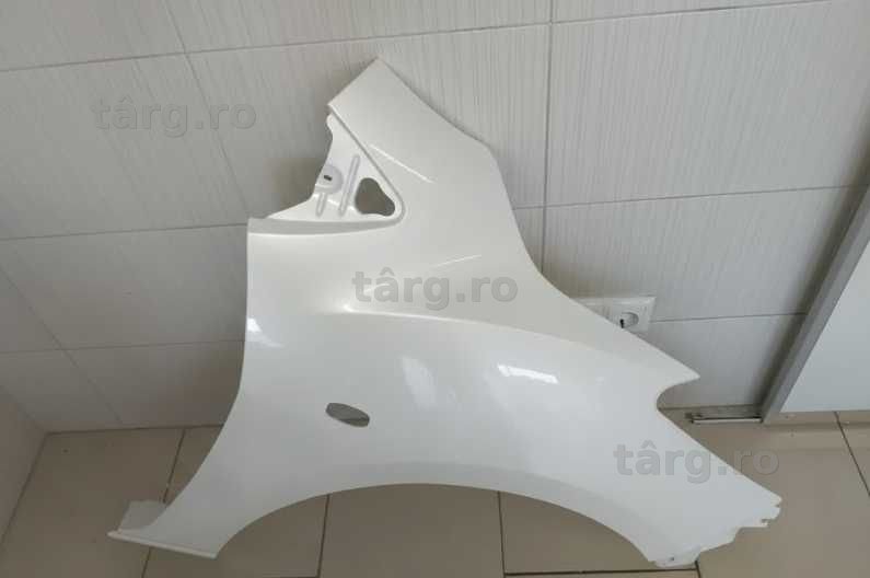 Aripa Fata Dreapta Mazda 2/II 2007-2014 Alb