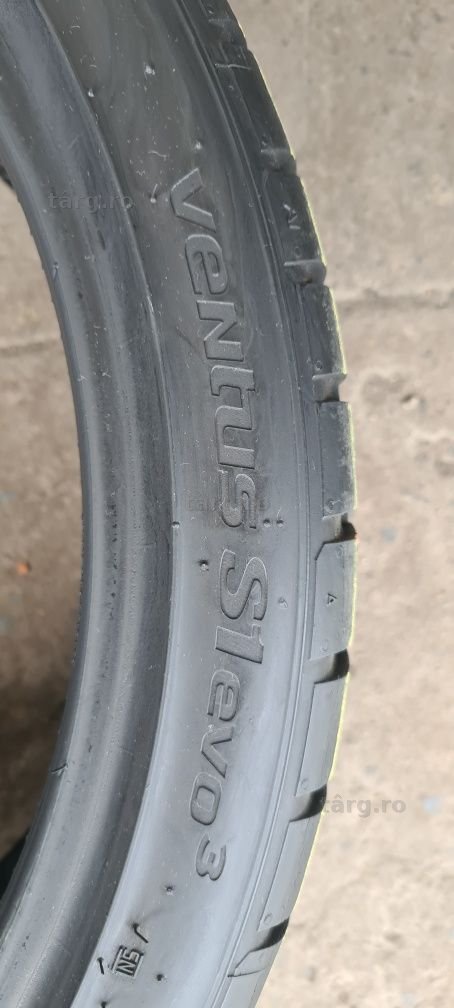 4 anvelope vara Hankook,235/35/19. 5