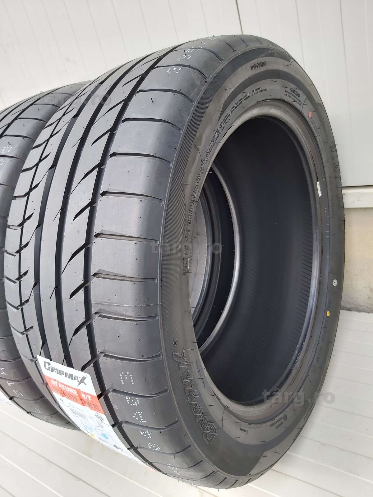 285/45 R19, 111W XL, GRIPMAX Stature H/T, Anvelope de vara PROMO 3
