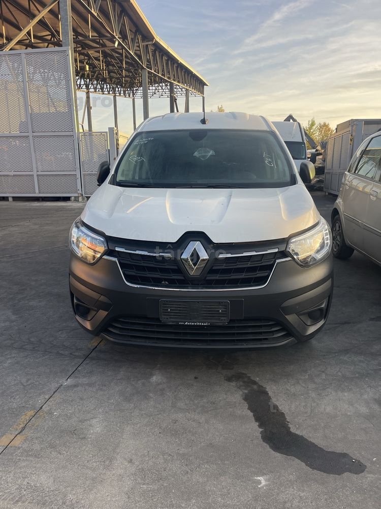 Dezmembrez Renault Express 1.5 adblue
