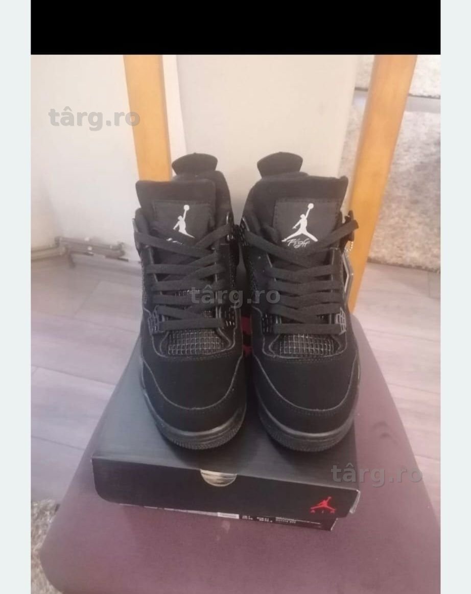 Jordan 4 retro Black Cat 5