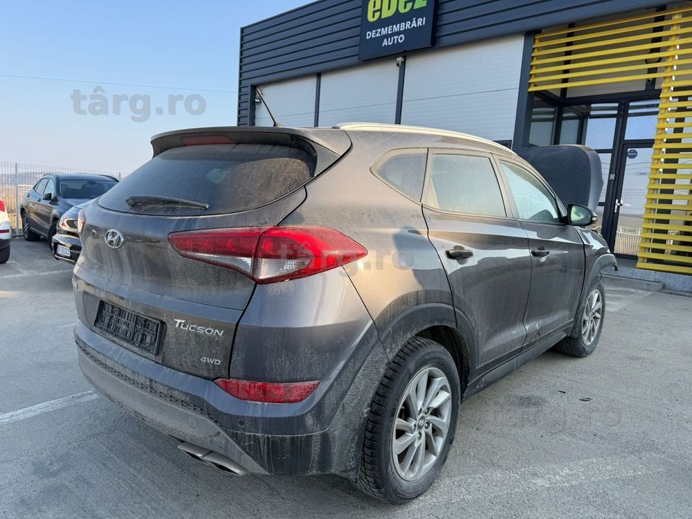 Dezmembrez / Dezmembrari / Piese / Accesorii Hyundai Tucson 2016 2.0 D4HA euro 6 4x4 stanga