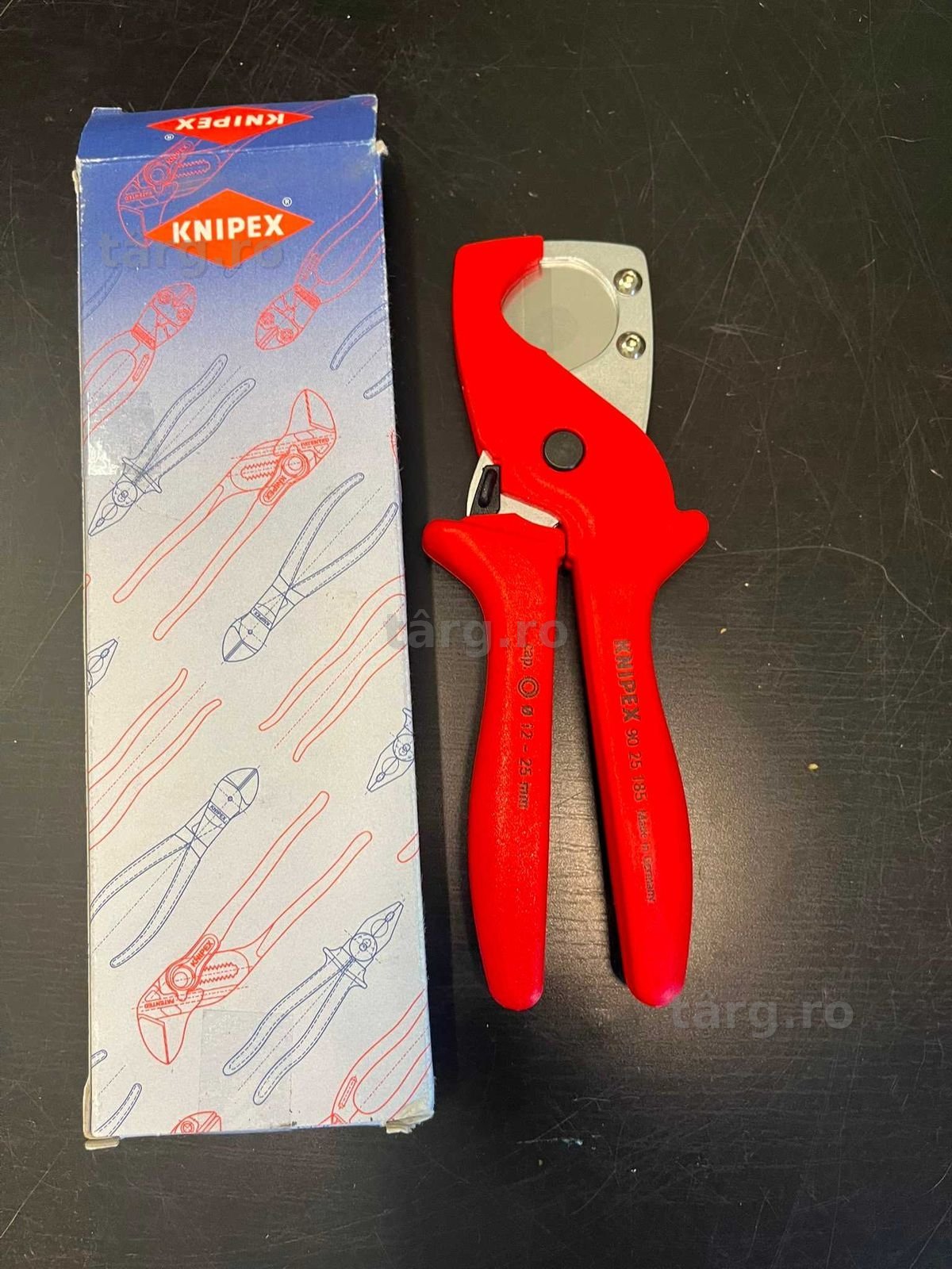 Tăietor de țevi KNIPEX 185 mm, 90 25 185 Pentru țevi din plastic compozit, mânere din plastic armat cu fibră de sticlă