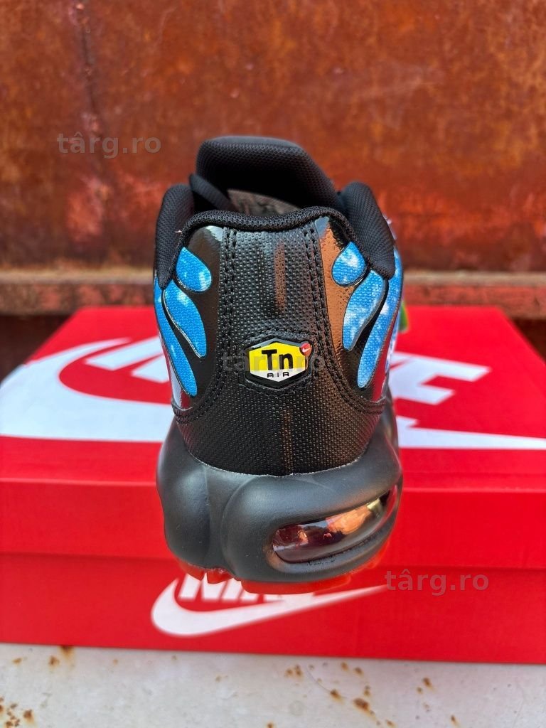 Nike air max plus,. 6