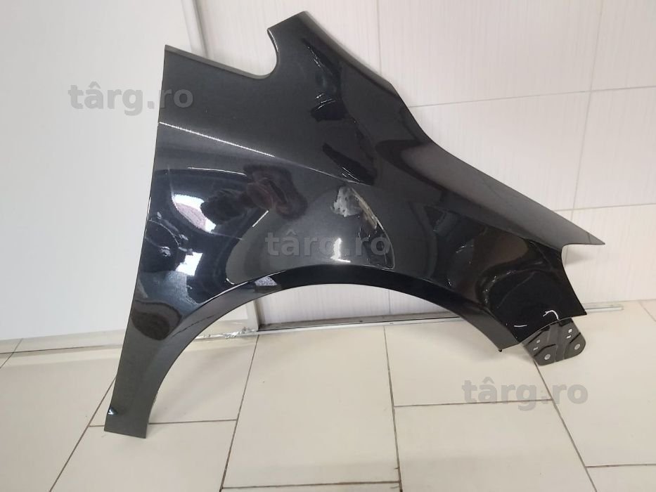 Aripa Fata Dreapta VW Golf 5/V Plus 2005-2009 (LC9Z (Negru))