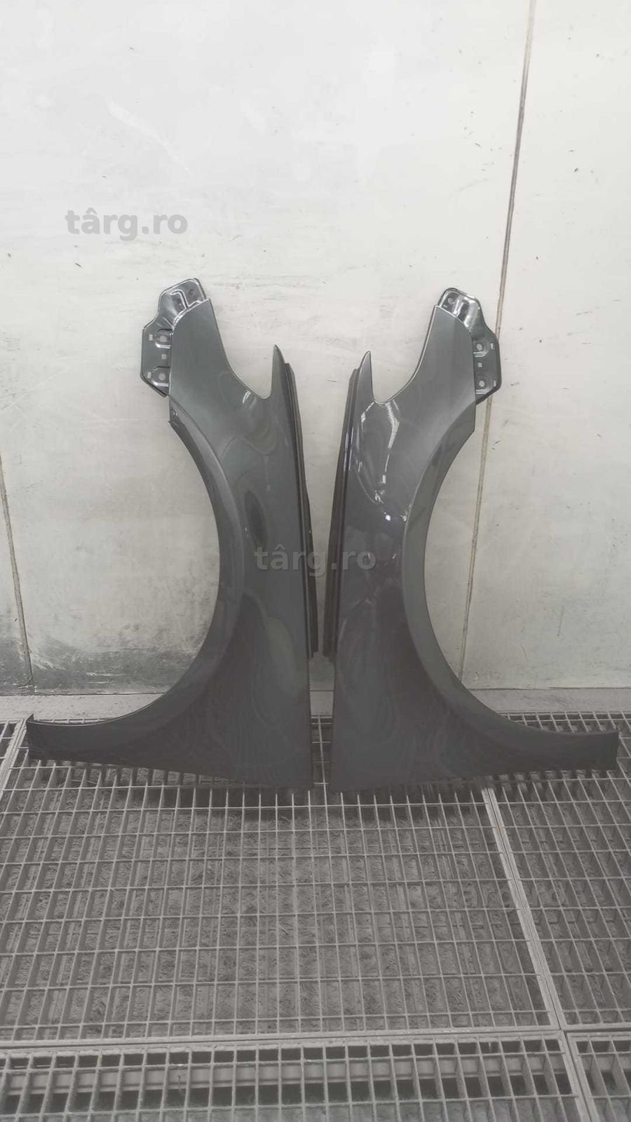 Aripa Fata Dreapta & Stanga VW Passat CC 2008-2012 (LK7X (Gri Inchis))