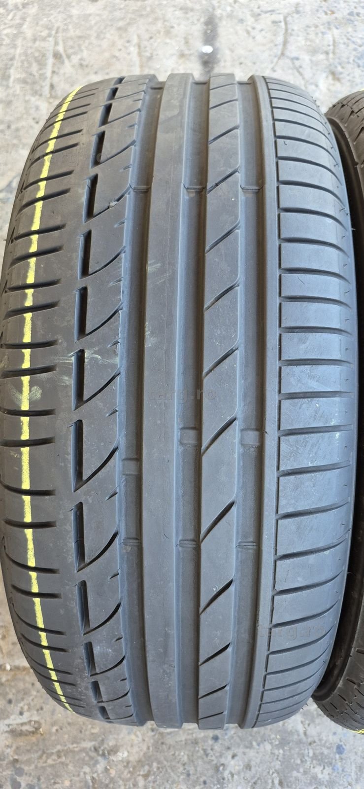 2 anvelope vara runflat ca noi Bridgestone 245/50/18,dot 2021.Pretul este pe bucata. 2