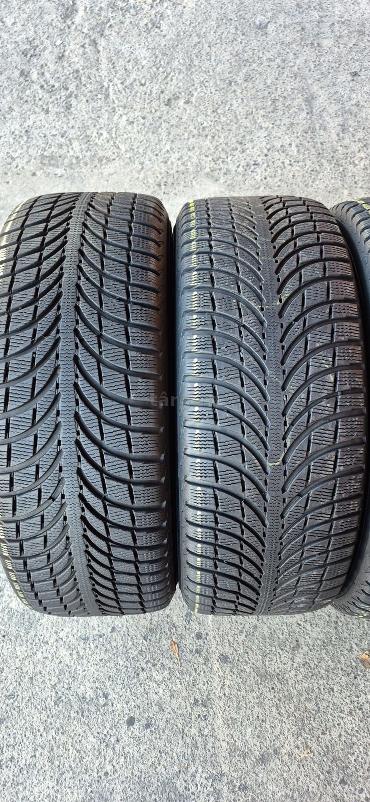 4 anvelope iarna Michelin 235/55/18.Pretul este pe bucata. 2