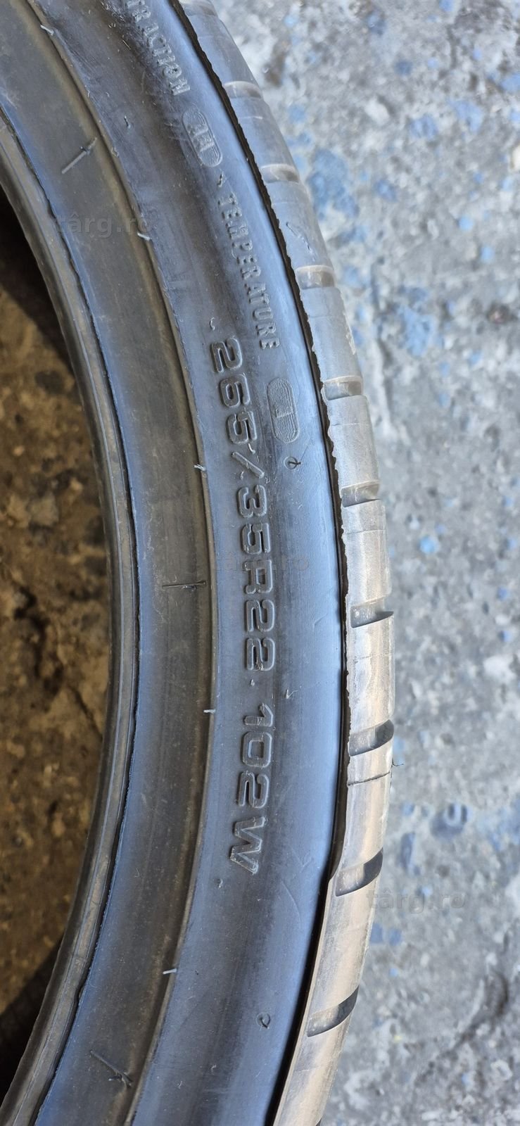 4 anvelope vara noi,2 Goodyear,2 Michelin 265/35/22.Pretul este pe bucata. 4