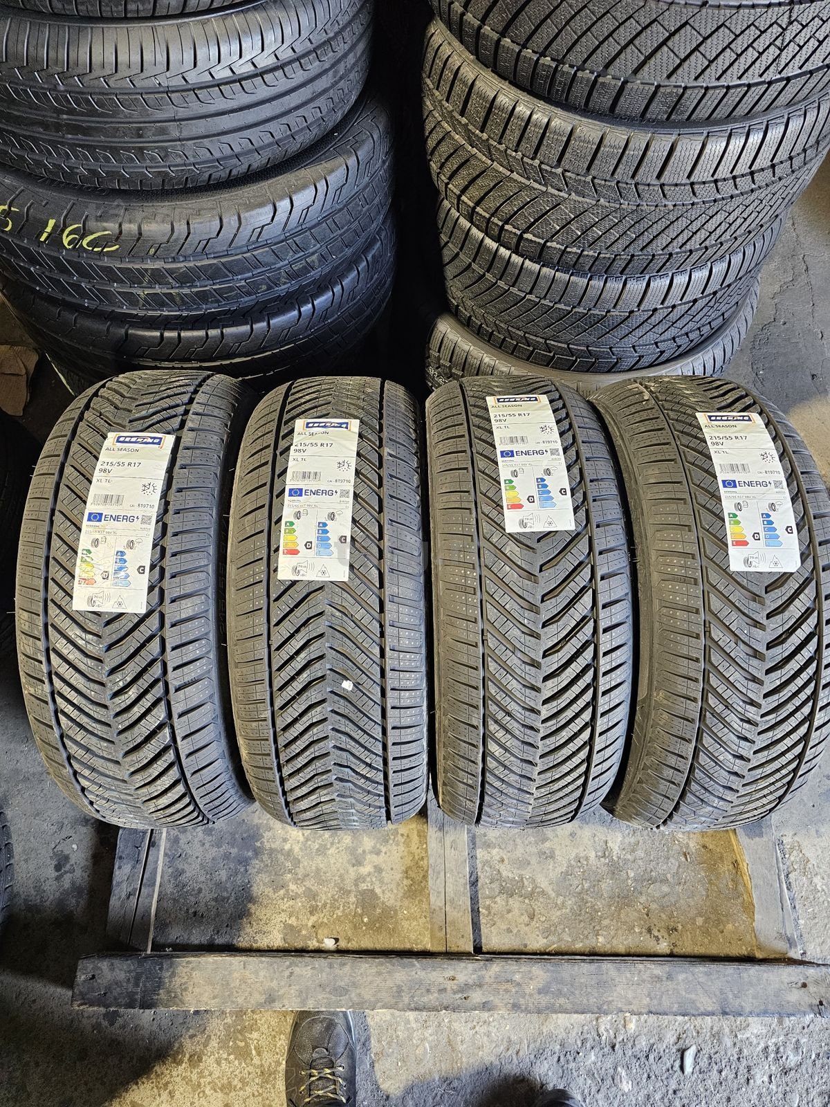 4 anvelope allseason noi 215 55 17 Sebring 2026