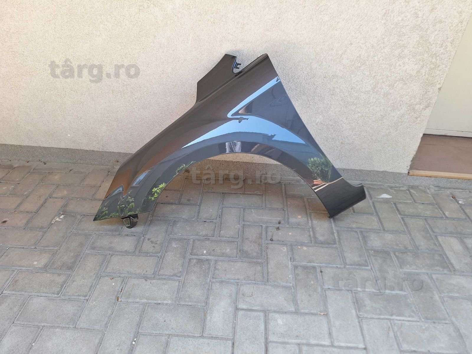 Aripa Fata Stanga Ford Focus 2 II An 2008-2011 Vopsita Gri Inchis