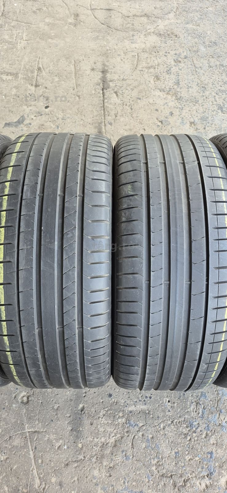 4 anvelope vara Pirelli 265/35/22.Pretul este pe bucata. 2