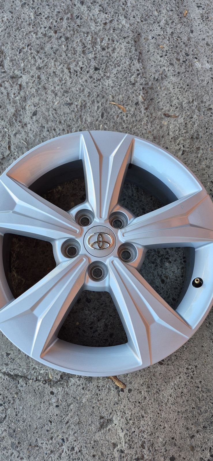 Set jante aliaj noi originale Toyota R17; 6,5J×17,ET 45 3