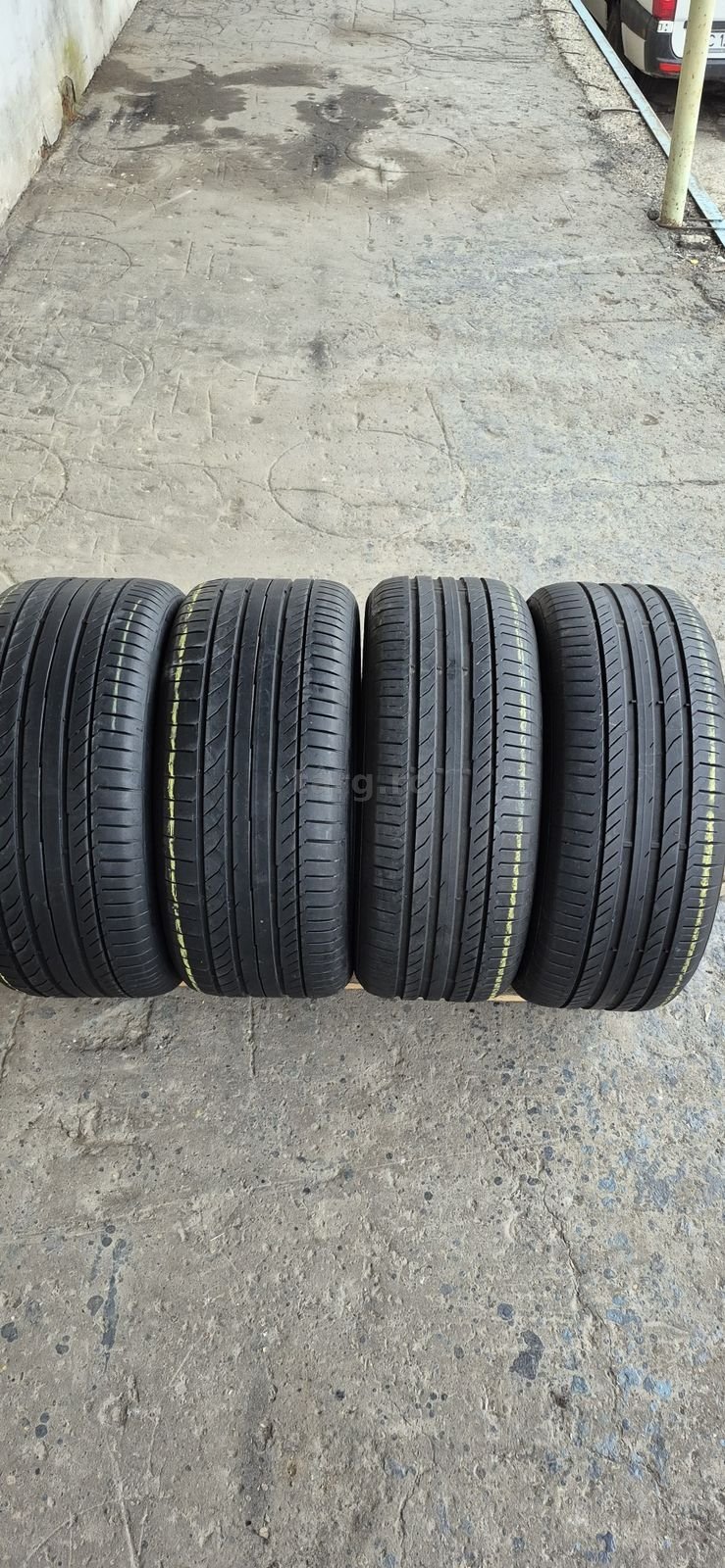 4 anvelope vara Continental,fata 245/50/18,spate 275/45/18.Pret/bucata