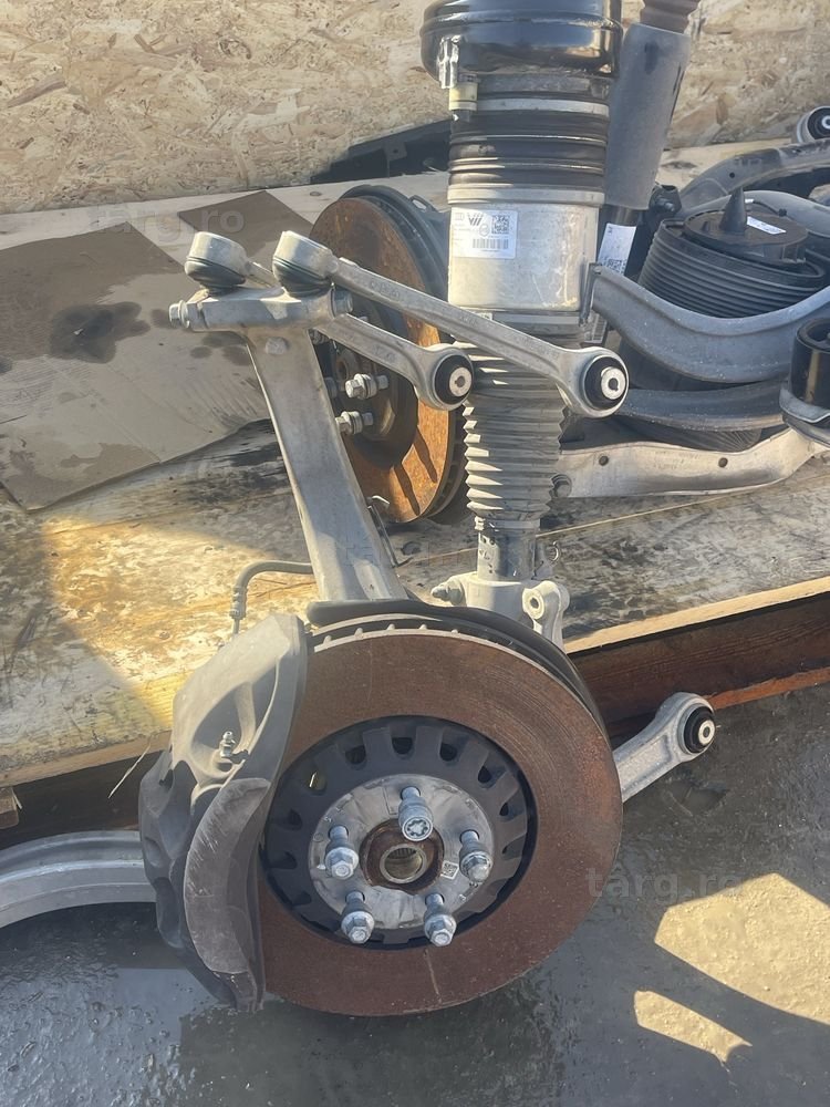 Fuzeta Audi Q7 Q8 4M0407559