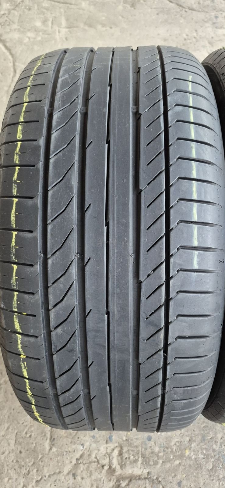 4 anvelope vara Continental,fata 245/50/18,spate 275/45/18.Pret/bucata 3