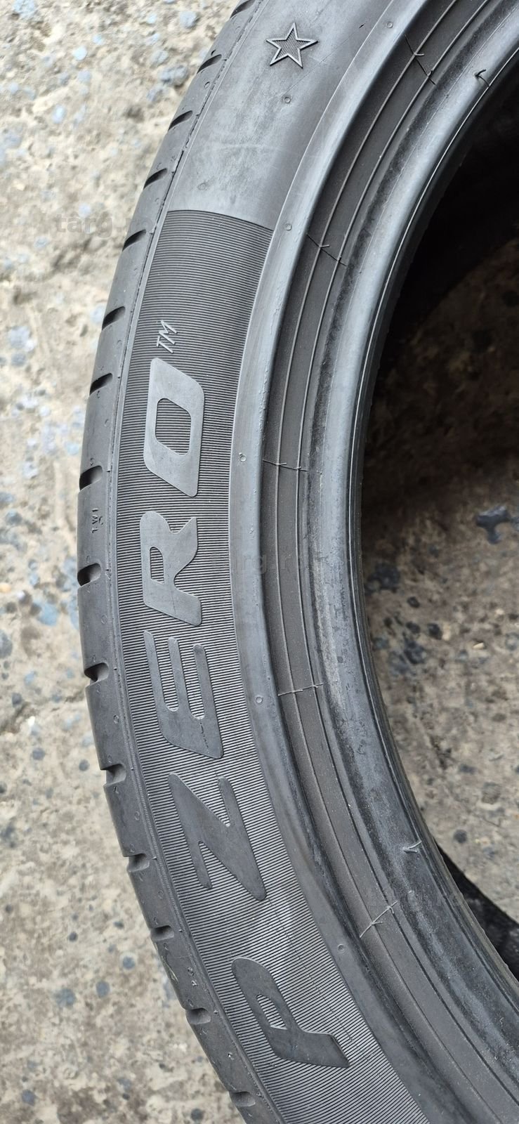 4 anvelope vara Pirelli 275/40/20.Pretul este pe bucata. 5