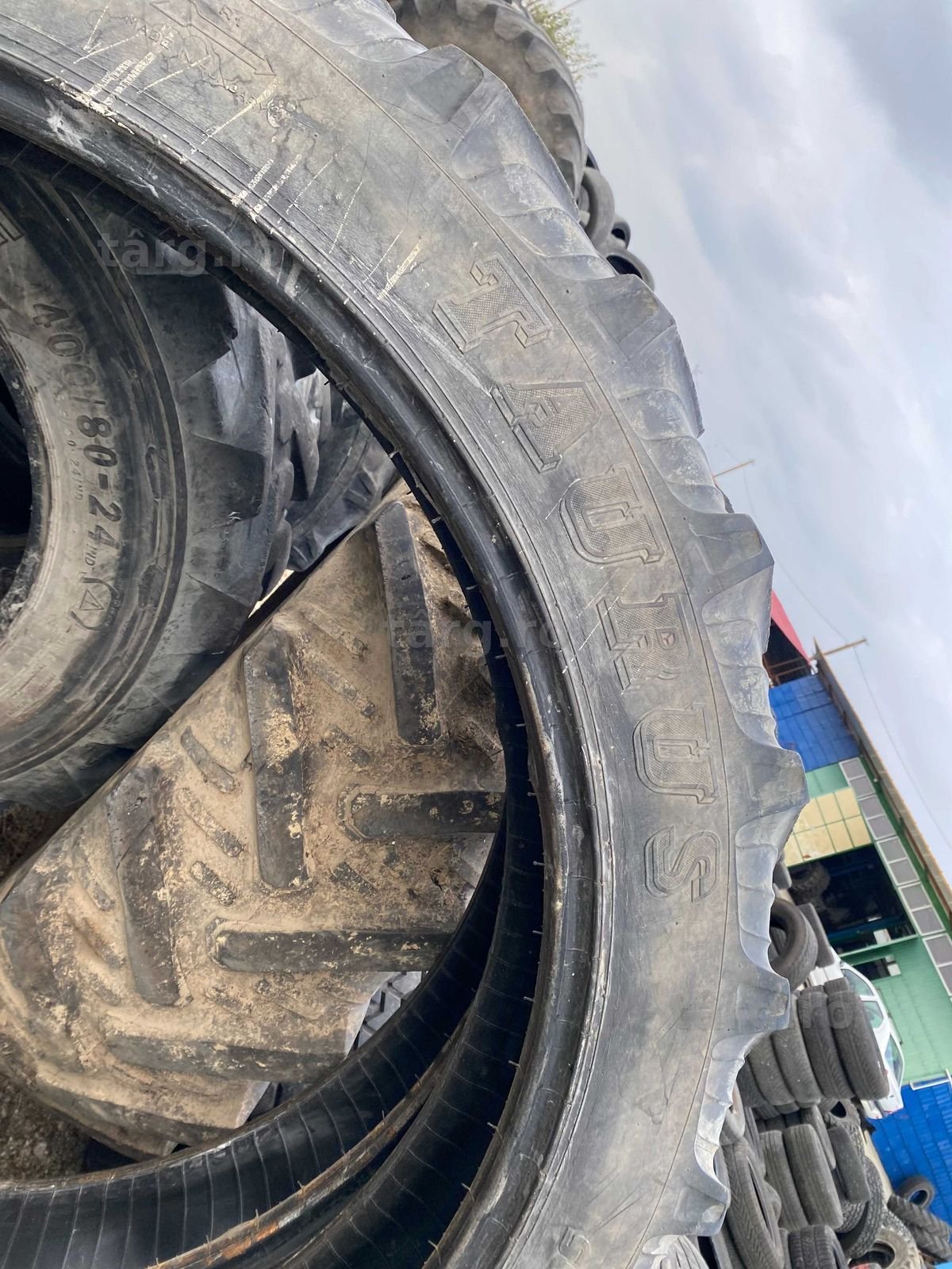 Anvelope sh 9.5 R44 3
