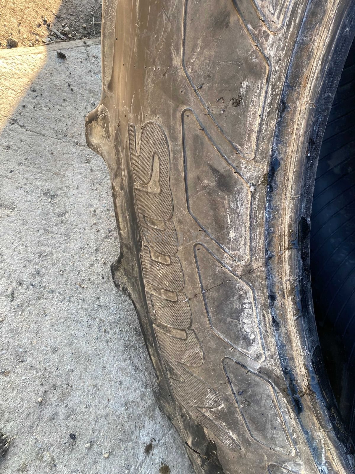 Anvelopa 600.65 R38 Mitas 3