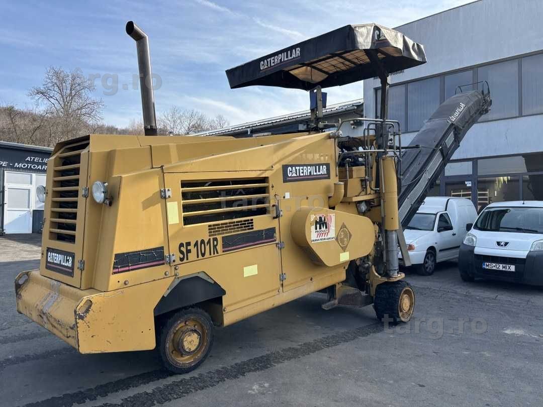 Freza de asfalt CATERPILLAR SF101R An fabricatie 2010
