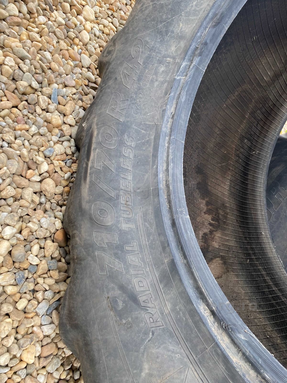 Anvelope 710.70 r42 Michelin 2