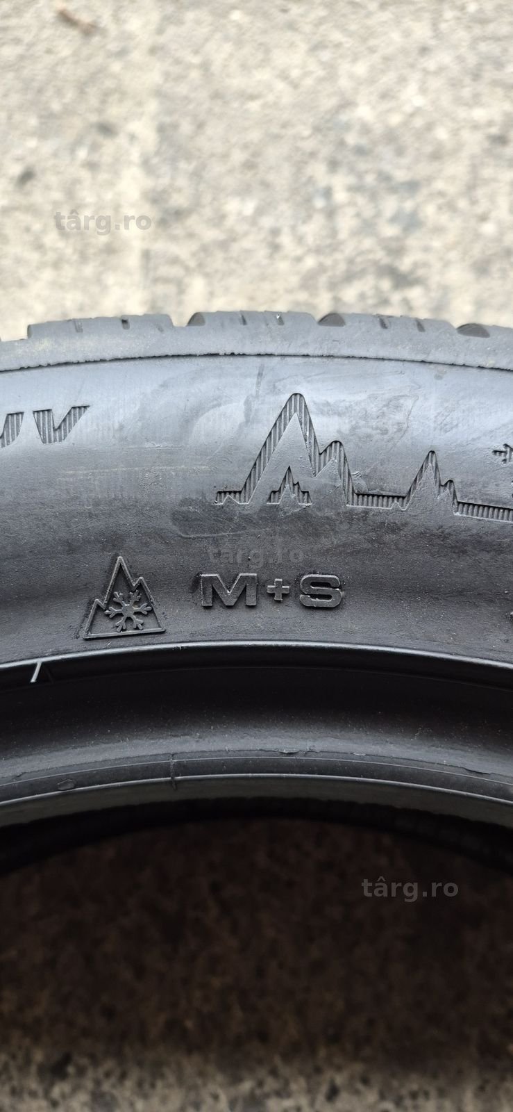 2 anvelope iarna Dunlop ca si noi,245/50/19,dot 2021.Pret/bucata. 6