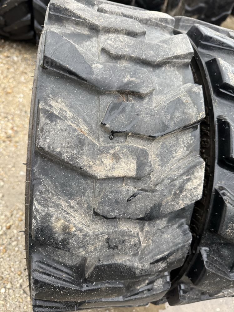 27x8,5-15 bkt ind 3