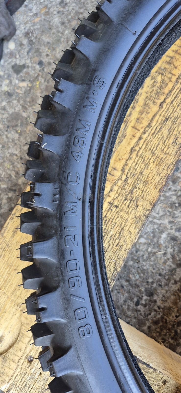 O anvelopa moto noua Metzeler 80/90-21M/C. 5