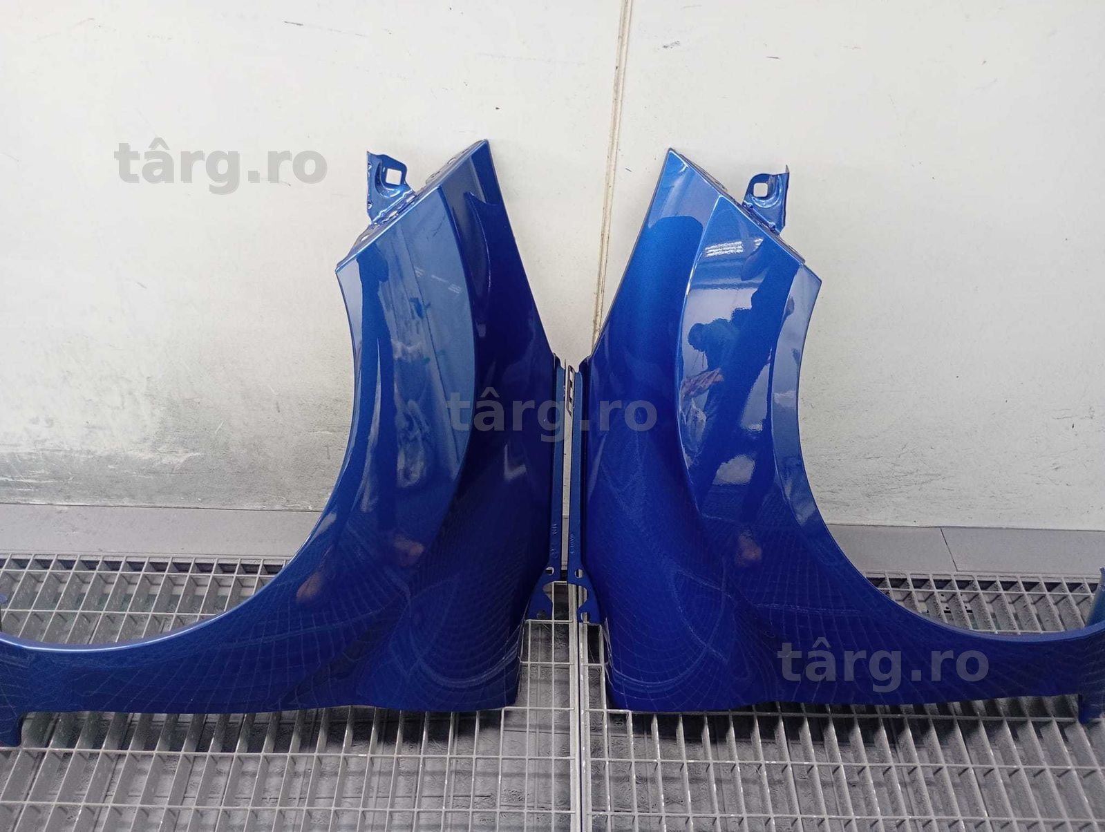 Aripa Fata Dreapta & Stanga Ford Fiesta 2008-2017 (Ocean (Albastru))