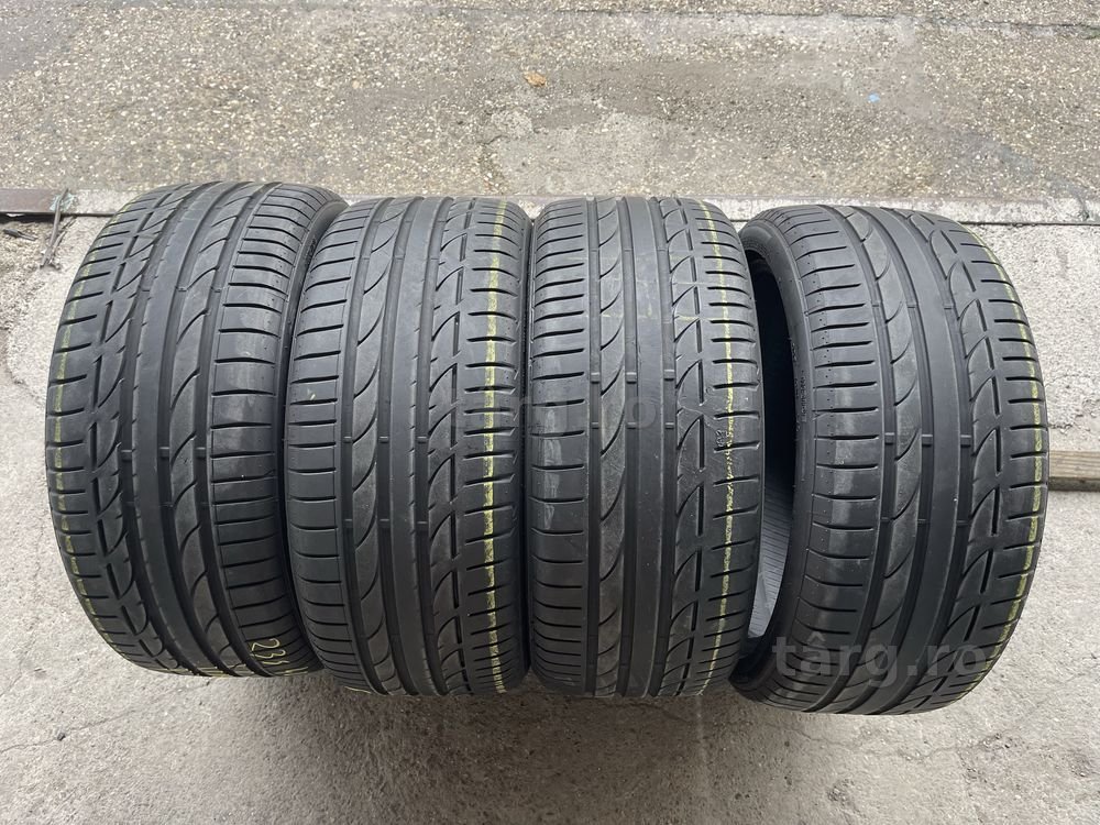4 anvelope de vara Bridgestone 235/40/19