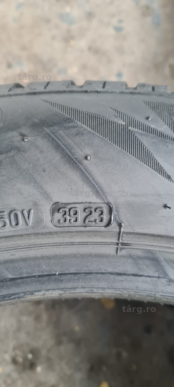 4 anvelope iarna Bridgestone 255/50/19.Pretul este pe bucata. 8