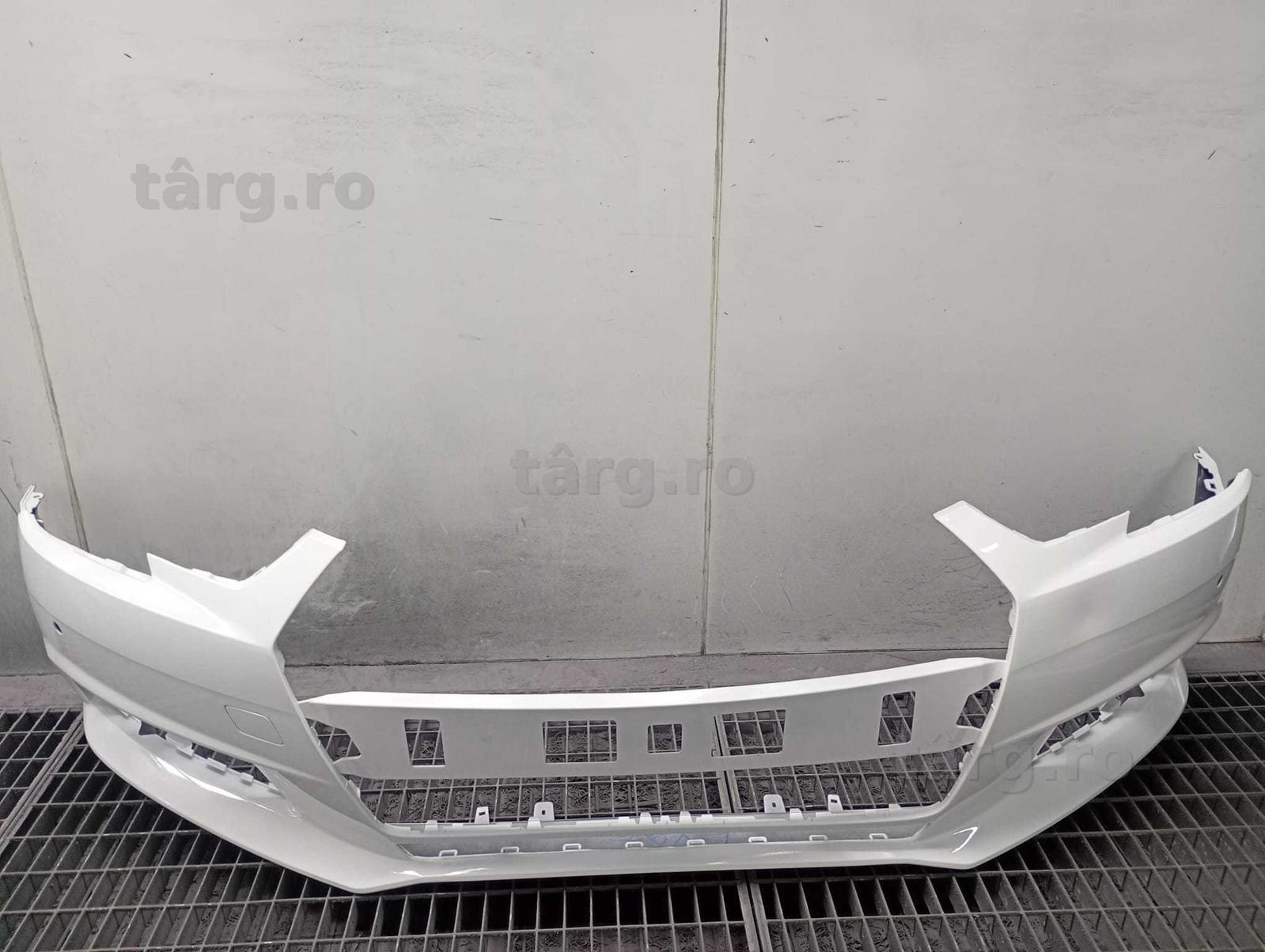 Bara Fata Senzori Parcare Audi A4 B9 An 2015-2018 (LY9C (Alb))