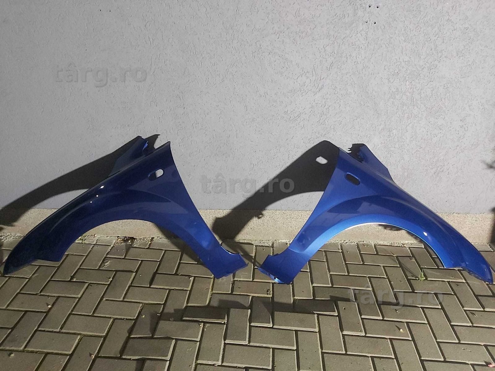 Aripa Fata Dreapta & Stanga Ford Focus 2/II 2004-2008 Vopsita Albastru