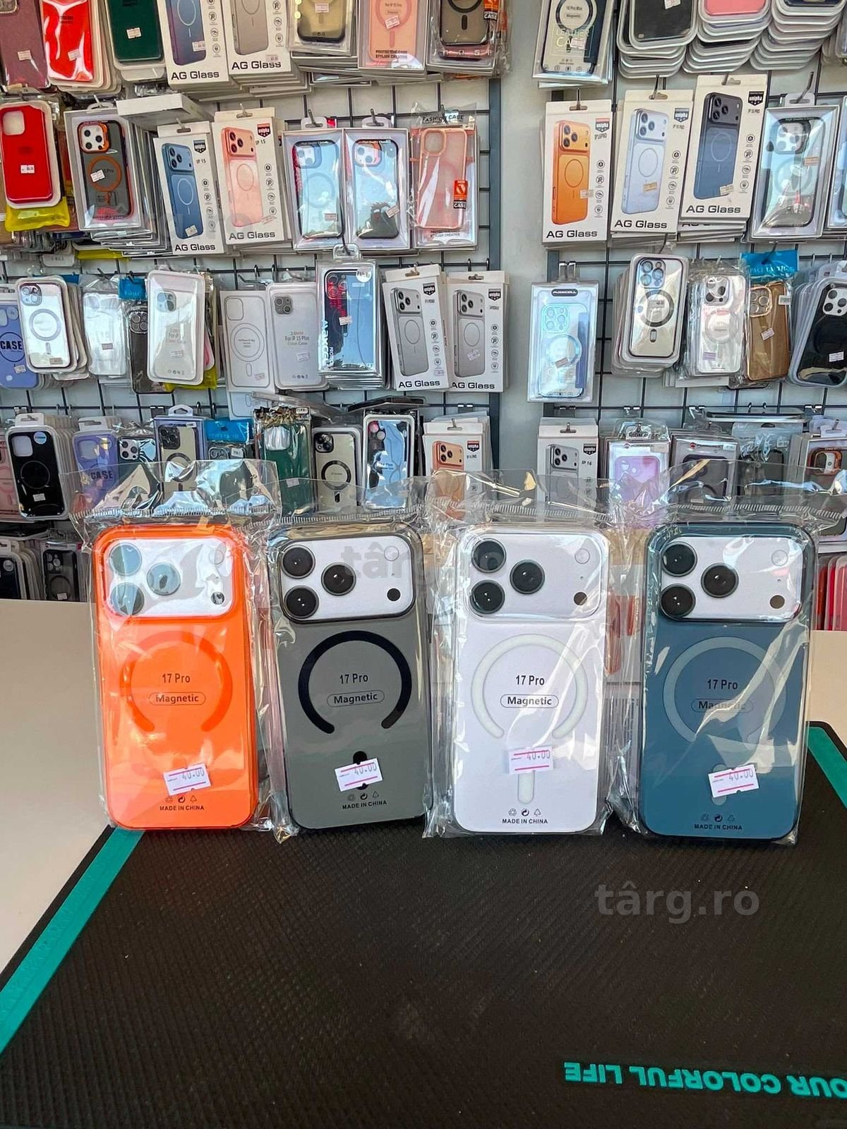 Husa hard case cu MagSafe iPhone 17 Pro