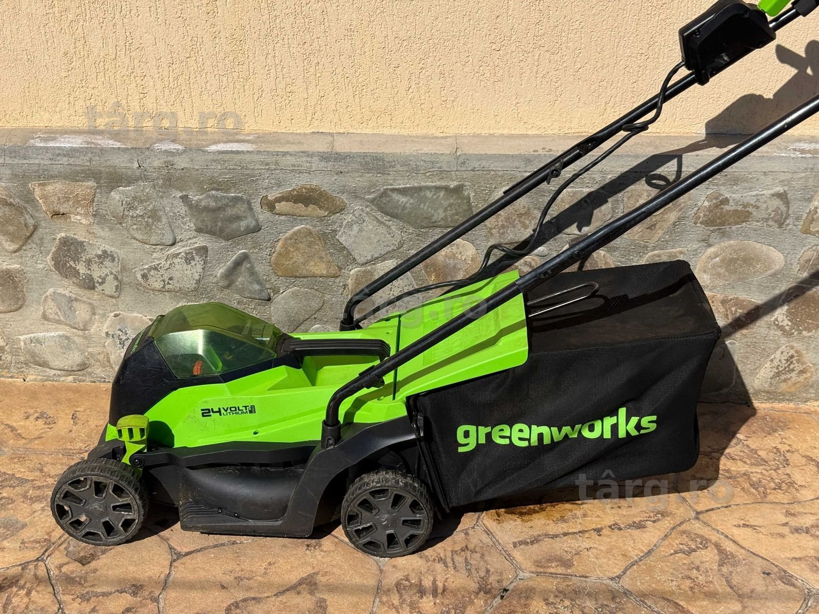 Greenworks GD24LM33 Mașină de tuns iarba fara fir 2