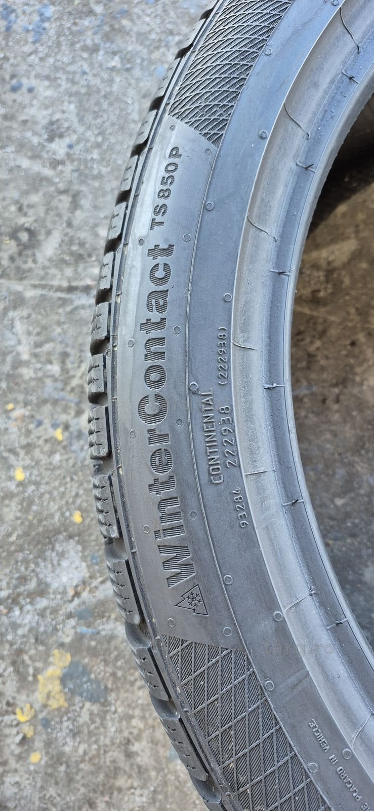 4 anvelope iarna Continental,fata 235/40/18,spate 265/35/18.Pret/buc. 5