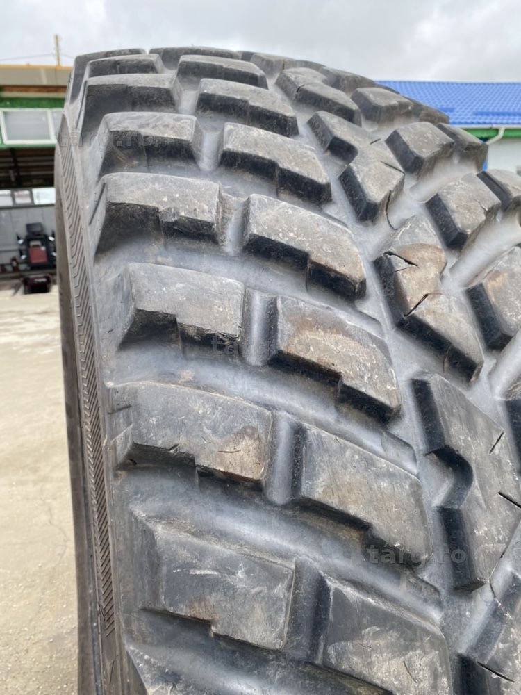 650/65r42 2