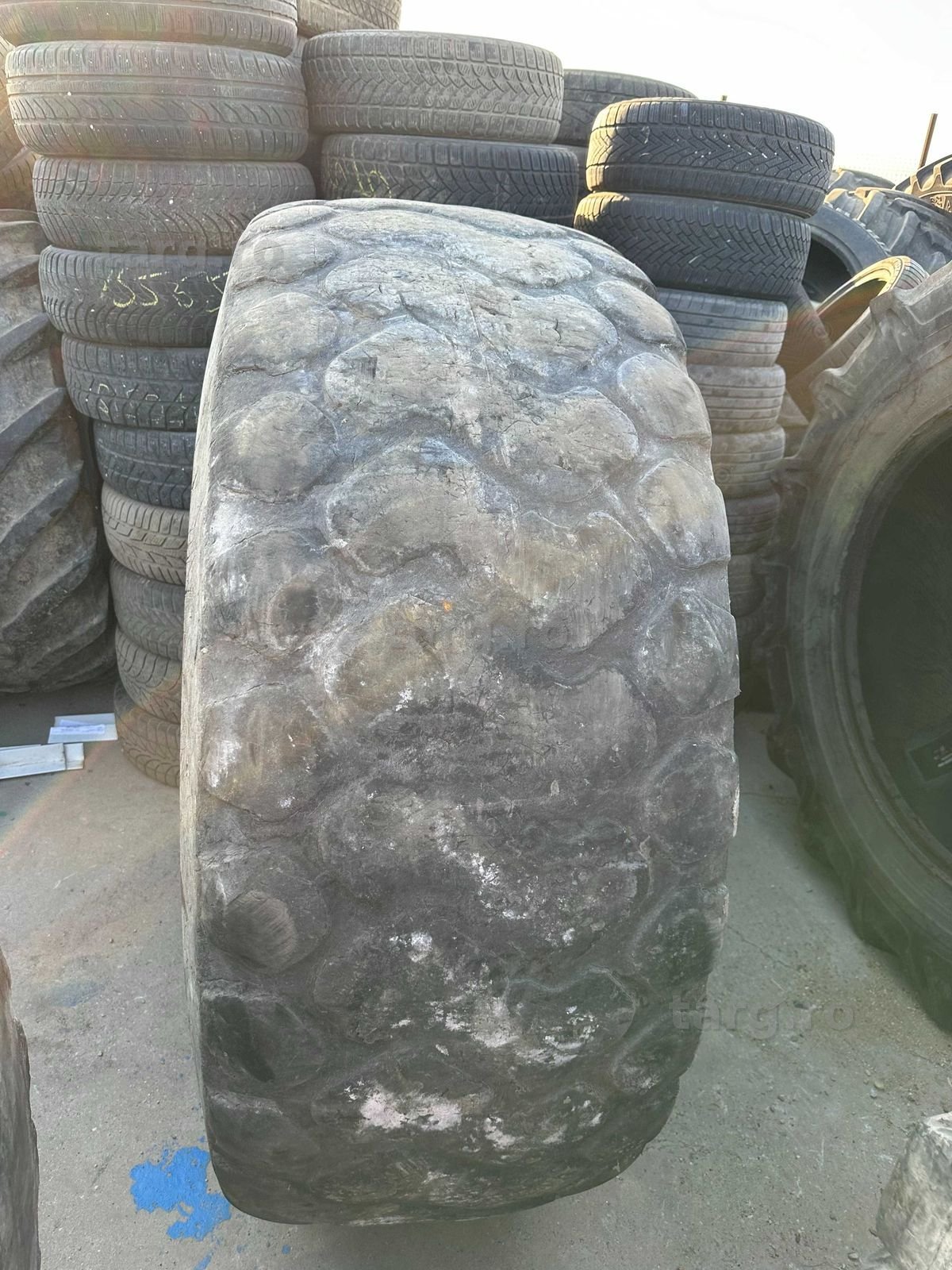 Cauciuc sh industrial 23.5 R25 2