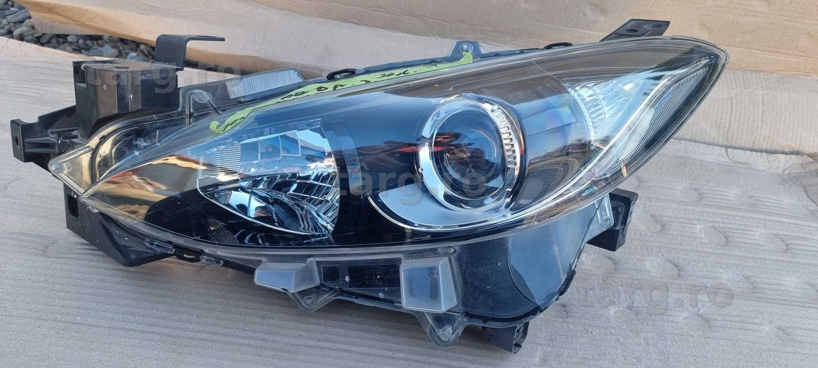 Far stanga halogen Mazda 3 an 2013 2014 2015 2016 2017