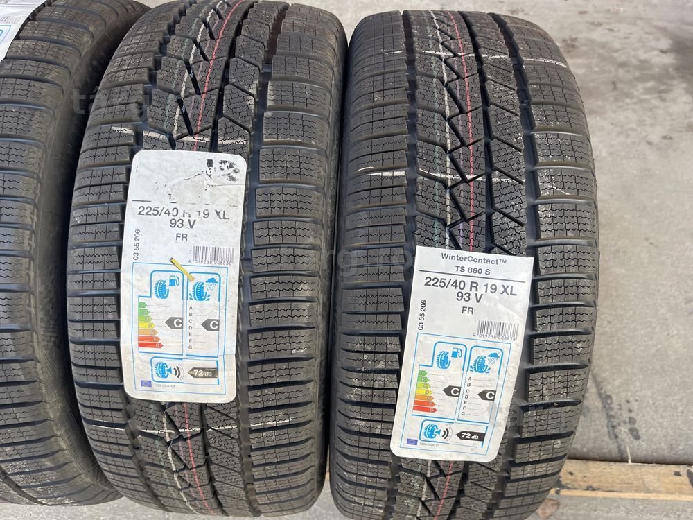2 anvelope Noi 225/40/19 Continental 3