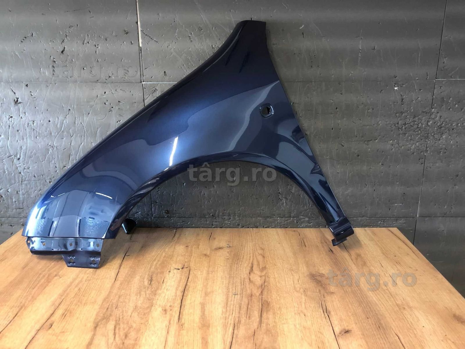 Aripa Fata Stanga Skoda Fabia 1 I An 1999-2007 (F5U (Albastru))