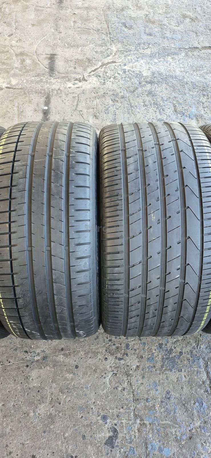 4 anvelope vara,fata Falken 275/40/20,spate Hankook 315/35/20.Pretul este pe bucata. 2
