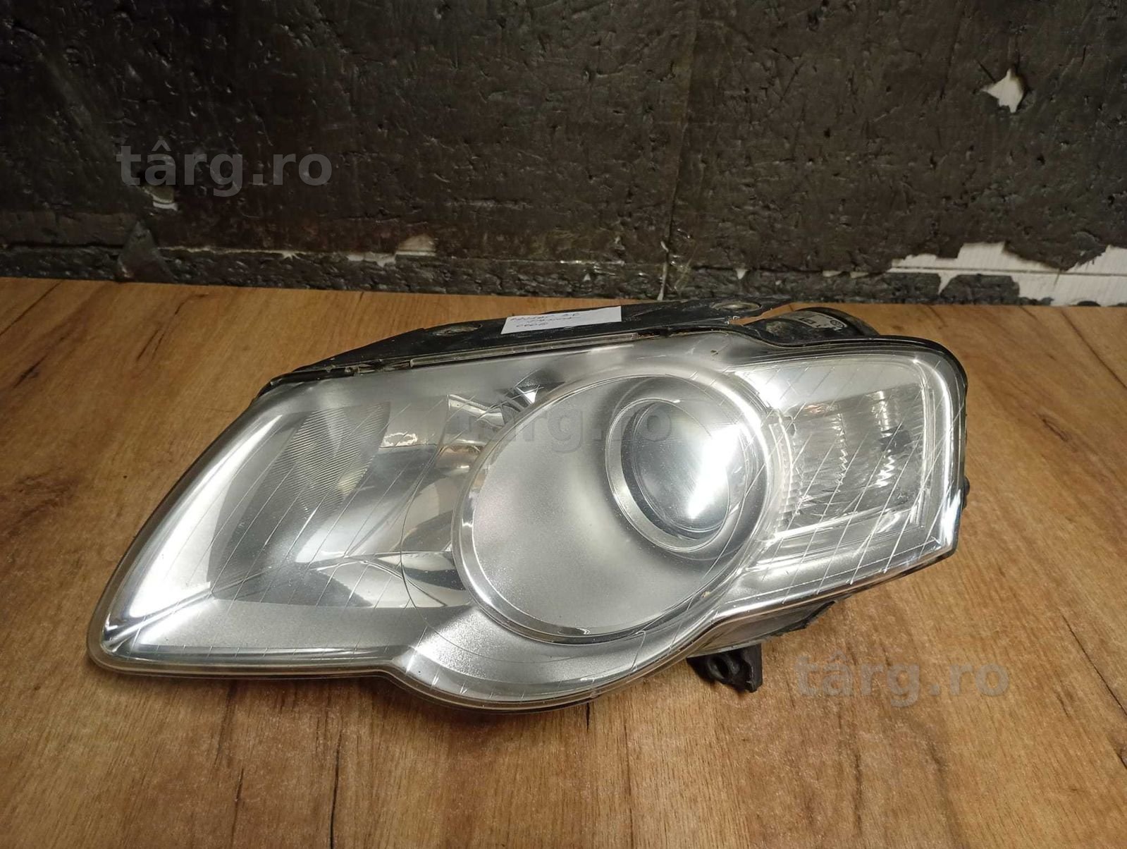 Far Stanga VW Passat B6 An 2005-2011 Original Halogen Europa