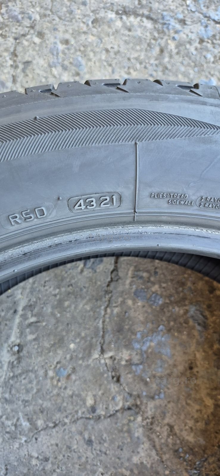 2 anvelope vara runflat ca noi Bridgestone 245/50/18,dot 2021.Pretul este pe bucata. 7
