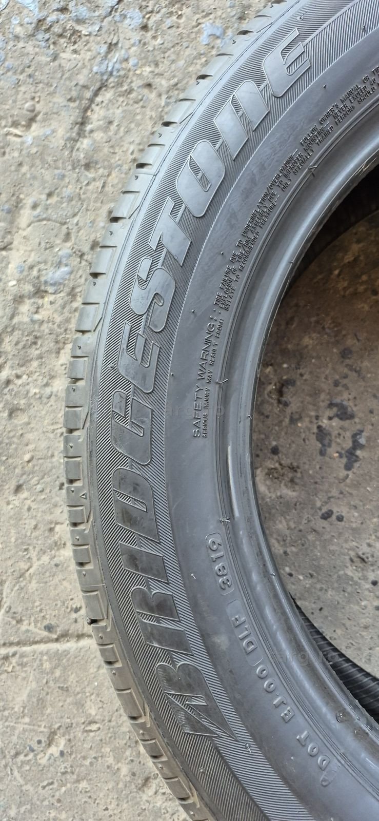 4 anvelope vara ca noi Bridgestone 225/55/18.Pretul este pe bucata. 5
