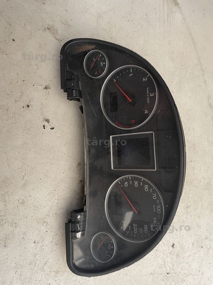 Aparat bord / kilometraj / Ceasuri Audi A4 b6 b7 diesel Europa