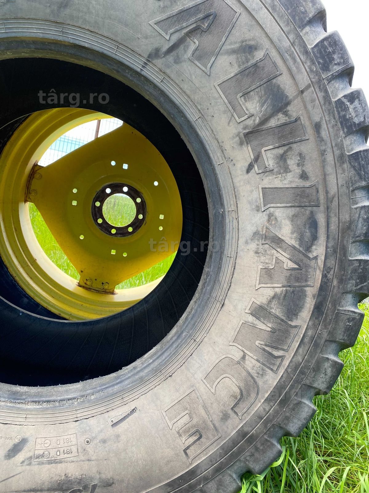 Anvelopa la mana a doua 750.60 r30,5 3