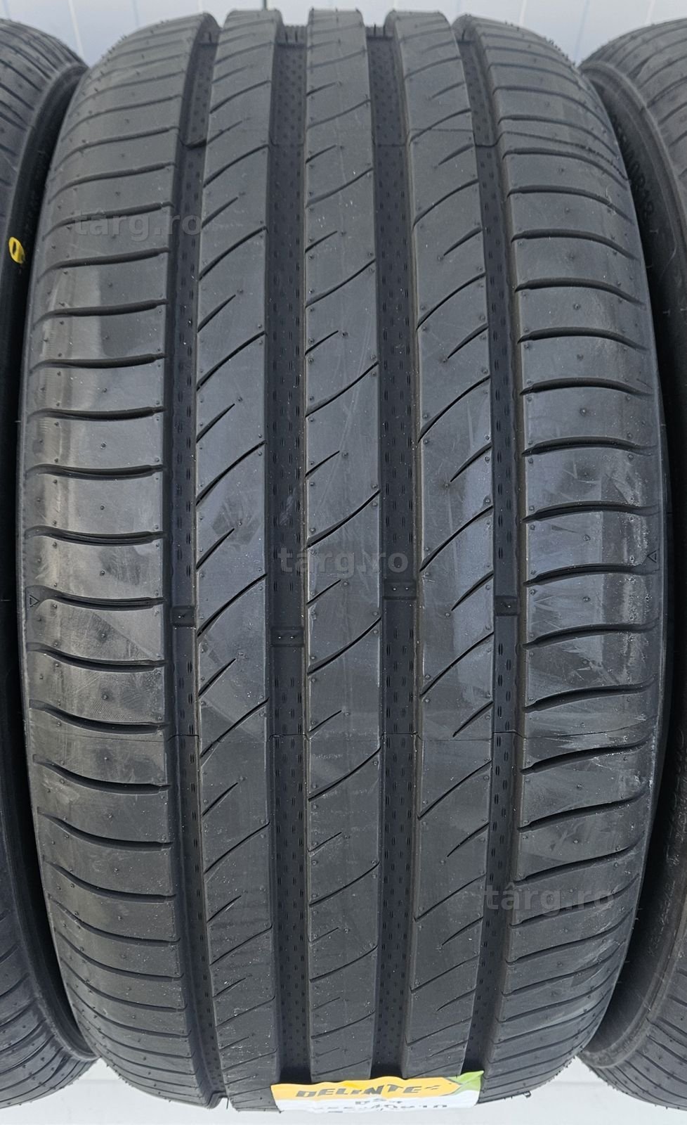 255/40 R18, 99W XL, DELINTE, Anvelope de vara 3