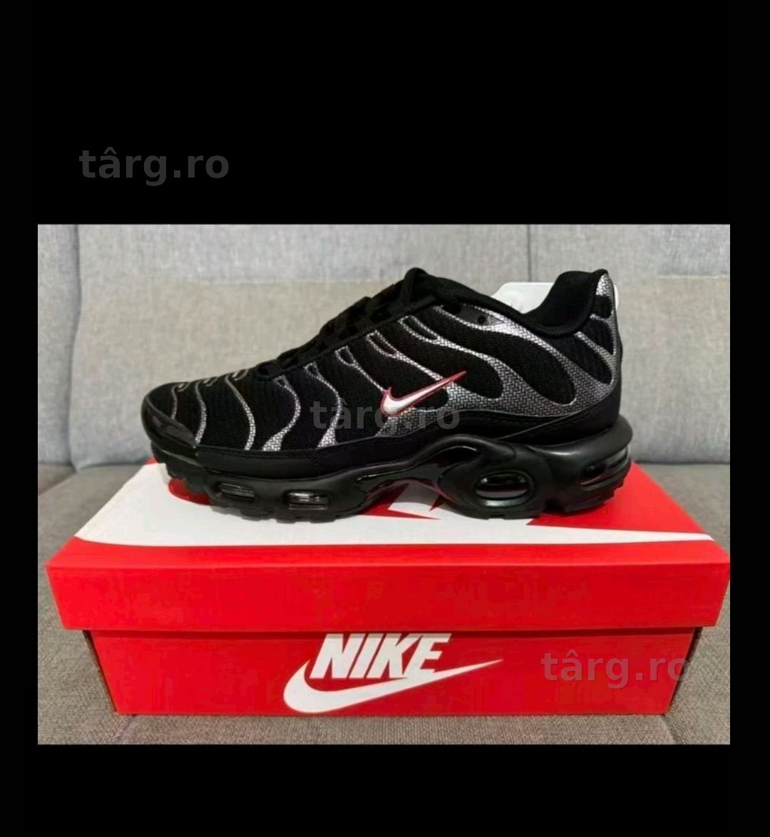 Nike  air max plus 6